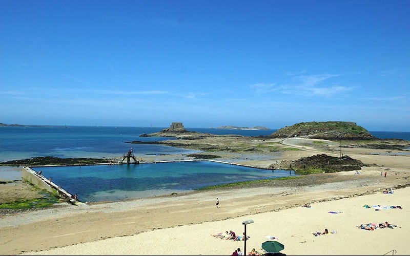 Saint-Malo : plage de bon secours